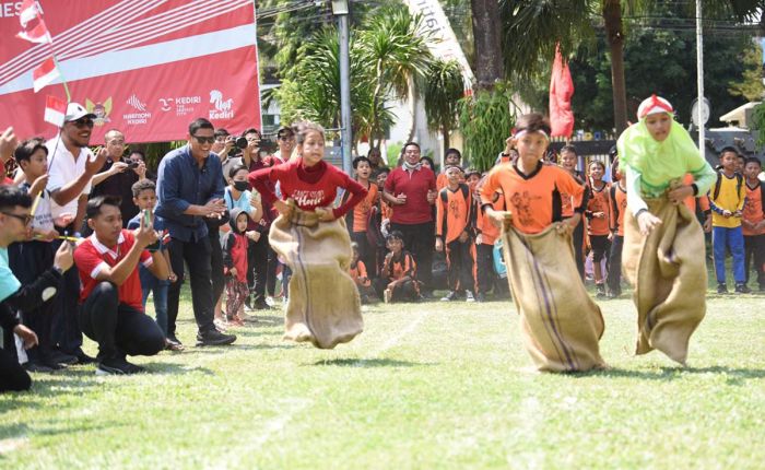 Semarak HUT ke-78 RI di Kota Kediri dengan Berbagai Lomba Agustusan dan Pameran Alutsista Semarak HUT ke-78 RI di Kota Kediri dengan Berbagai Lomba Agustusan dan Pameran Alutsista