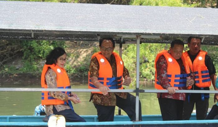 Bupati Blitar Optimis Konservasi Badher Bank Dapat Nilai Terbaik Tim Penilai Pokmaswas Nasional Bupati Blitar Optimis Konservasi Badher Bank Dapat Nilai Terbaik Tim Penilai Pokmaswas Nasional
