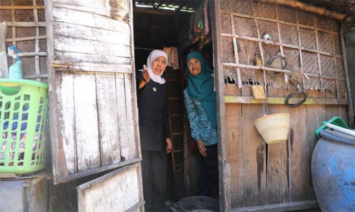 Pemprov Jatim dan TNI AL Renovasi 867 Rumah Tak Layak Huni