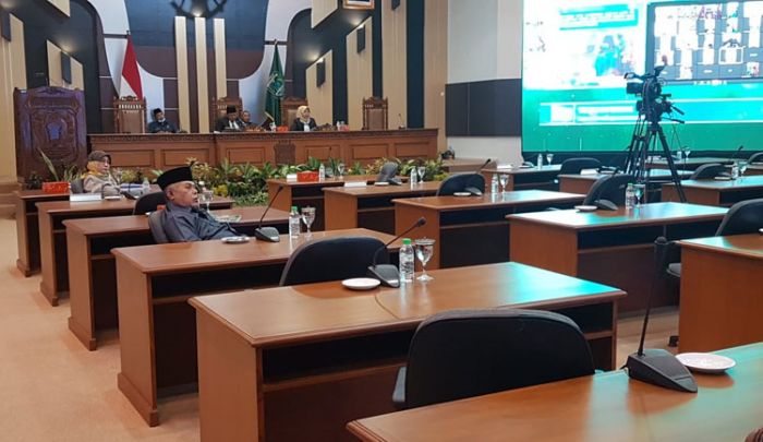 Bupati Pasuruan Sampaikan LKPj 2019 via Video Conference, Silpa APBD Tembus Rp. 302 Miliar Bupati Pasuruan Sampaikan LKPj 2019 via Video Conference, Silpa APBD Tembus Rp. 302 Miliar