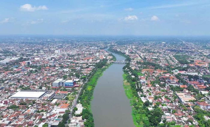 Wacana Pembentukan Global Water Fund, Pj Wali Kediri: Sungai Brantas Harus Dapat Manfaatnya Wacana Pembentukan Global Water Fund, Pj Wali Kediri: Sungai Brantas Harus Dapat Manfaatnya