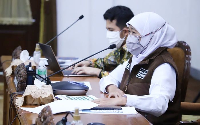 Pemprov Jatim Mulai Cairkan Beragam Bansos ke Warga Terdampak Covid-19, dari BPNT Hingga BLT Pemprov Jatim Mulai Cairkan Beragam Bansos ke Warga Terdampak Covid-19, dari BPNT Hingga BLT
