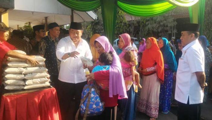 Jelang Lebaran, Baznas Sidoarjo Bagikan Zakat Fitrah 32 Ton