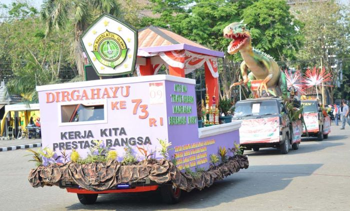 Pemkab Gresik Usung Budaya Nusantara di Karnaval Bhinneka Tunggal Ika