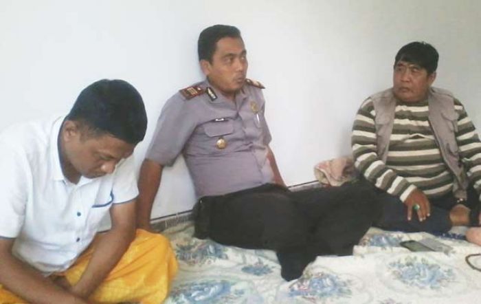 Tak Kunjung Lunasi Uang Pembelian Mobil, Aktivis LSM di Pamekasan Disandera Tak Kunjung Lunasi Uang Pembelian Mobil, Aktivis LSM di Pamekasan Disandera