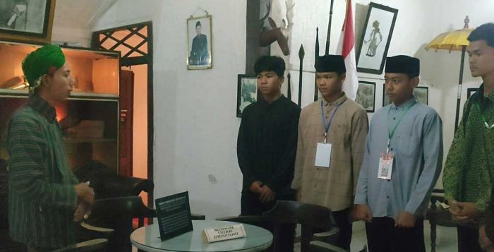 44 Pelajar Ikuti Binlat Karakter Bangsa di Situs Soekarno Kediri