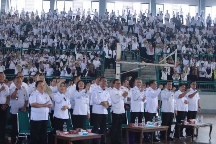 Ribuan Tenaga Non-ASN R4 di Jember Terima Pakta Integritas, Bupati: Dapat Usulan P3K Paruh Waktu