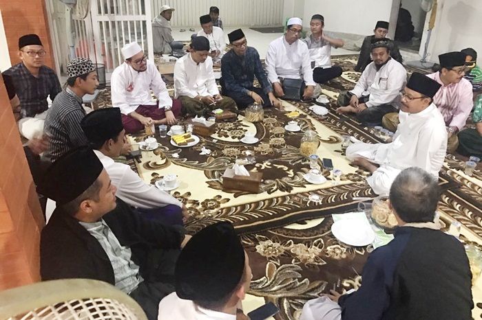 ​Gus dan Lora se-Jatim Serentak Doa untuk Gus Ipul-Puti