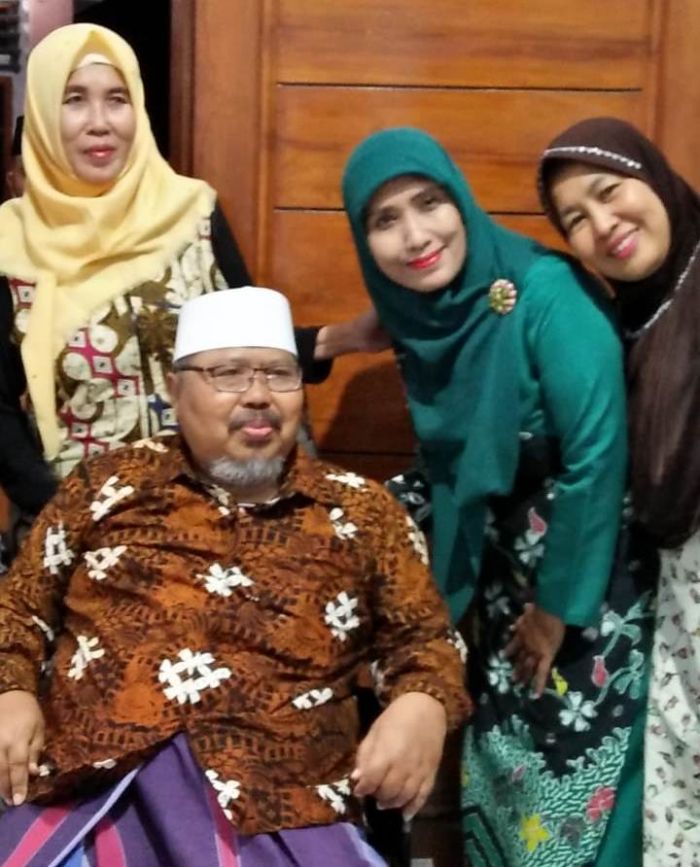 KH Adnan Syarif Wafat, Mengarang Salawat Uhud karena Perintah Gus Dur