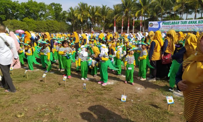 Diikuti 5.000 Anak, Tarian Bajul Ijo di Jember Ukir Rekor Muri dan Dunia Diikuti 5.000 Anak, Tarian Bajul Ijo di Jember Ukir Rekor Muri dan Dunia