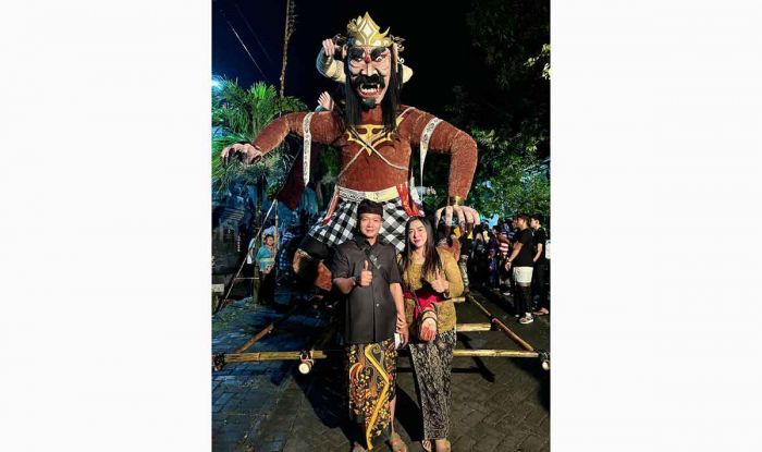 Mengintip Komunitas Hindu Asal Madura di Dusun Bongso Wetan Gresik (1) Mengintip Komunitas Hindu Asal Madura di Dusun Bongso Wetan Gresik (1)