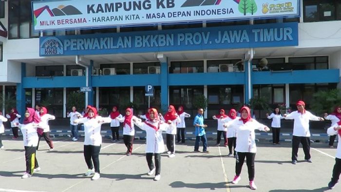 Peringati WDC, BKKBN Gelar Senam Poco-poco Serentak se-Indonesia