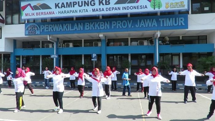 Peringati WDC, BKKBN Gelar Senam Poco-poco Serentak se-Indonesia Peringati WDC, BKKBN Gelar Senam Poco-poco Serentak se-Indonesia