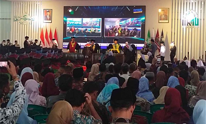 Di Wisuda ke-5, IIKNU Tuban Launching Magister Kesehatan Masyarakat Di Wisuda ke-5, IIKNU Tuban Launching Magister Kesehatan Masyarakat