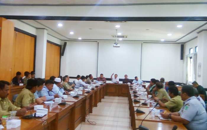Kerusakan Jalan di Ruas Semut-Martopuro dan Kademungan-Ngembal akan Ditangani oleh Perusahaan Kerusakan Jalan di Ruas Semut-Martopuro dan Kademungan-Ngembal akan Ditangani oleh Perusahaan