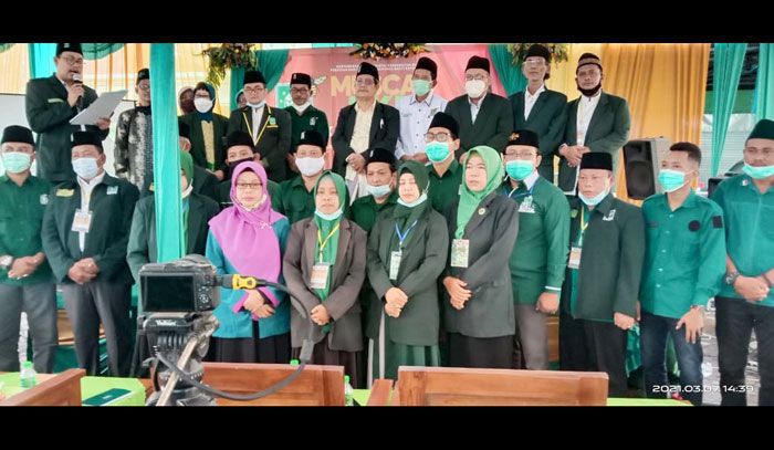 Kembali Pimpin PKB Lamongan, Abdul Ghofur Targetkan 15 Kursi pada Pemilu 2024 Kembali Pimpin PKB Lamongan, Abdul Ghofur Targetkan 15 Kursi pada Pemilu 2024