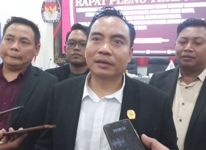 KPU Tuntaskan Hitung Suara Pilbup Mojokerto, Gus Barra Tinggal Tunggu Dilantik Jadi Bupati KPU Tuntaskan Hitung Suara Pilbup Mojokerto, Gus Barra Tinggal Tunggu Dilantik Jadi Bupati