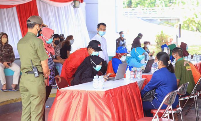 Percepat Vaksinasi, Ketua Tim Penggerak Pemberdayaan Kesejahteraan Keluarga Kota Kediri Libatkan PKK Percepat Vaksinasi, Ketua Tim Penggerak Pemberdayaan Kesejahteraan Keluarga Kota Kediri Libatkan PKK
