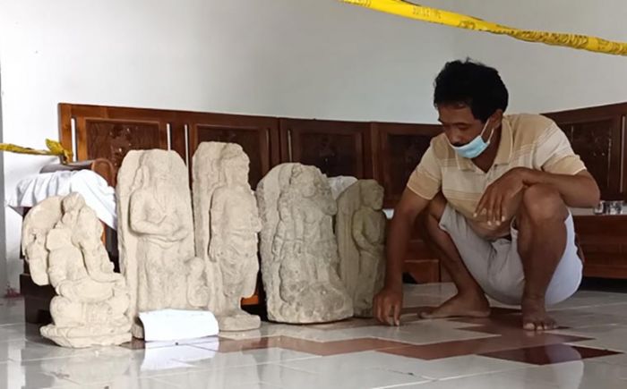 Warga Puncu Temukan Lima Arca Diduga Peninggalan Kerajaan Majapahit