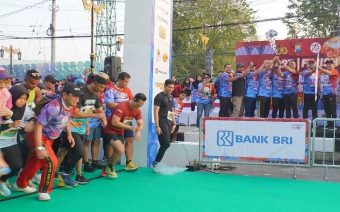 Semarak Puncak Peringatan Hari Bhayangkara ke-78 di Sidoarjo Semarak Puncak Peringatan Hari Bhayangkara ke-78 di Sidoarjo