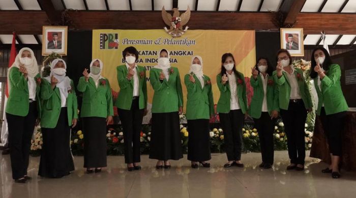Ikatan Perangkai Bunga Indonesia DPC Batu Resmi Dilantik Ikatan Perangkai Bunga Indonesia DPC Batu Resmi Dilantik