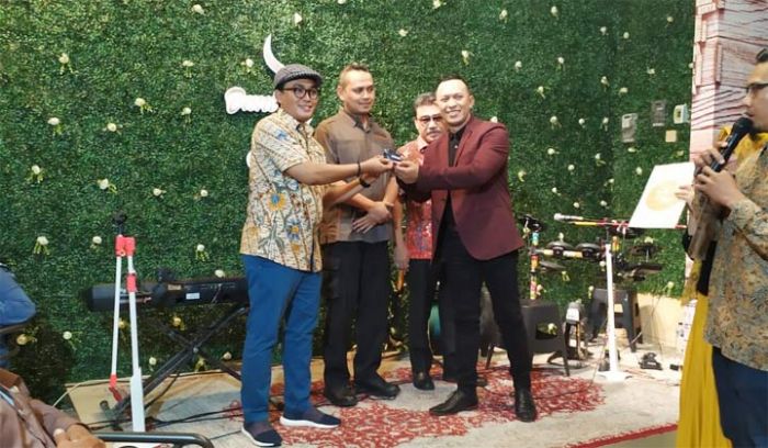 Baddrut Tamam Hadiri Grand Opening Cafe dan Fitness Bani Baddrut Tamam Hadiri Grand Opening Cafe dan Fitness Bani