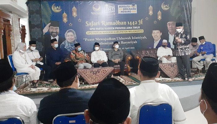 Terima Kunjungan Nasdem Jatim, Gus Barra: Kami Menyambut Baik Semua Partai Politik Terima Kunjungan Nasdem Jatim, Gus Barra: Kami Menyambut Baik Semua Partai Politik