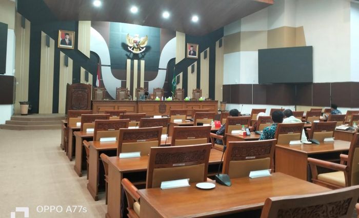 Mayoritas Fraksi Sepakat Jadwalkan Pengesahan Perda RTRW di Banmus Mayoritas Fraksi Sepakat Jadwalkan Pengesahan Perda RTRW di Banmus