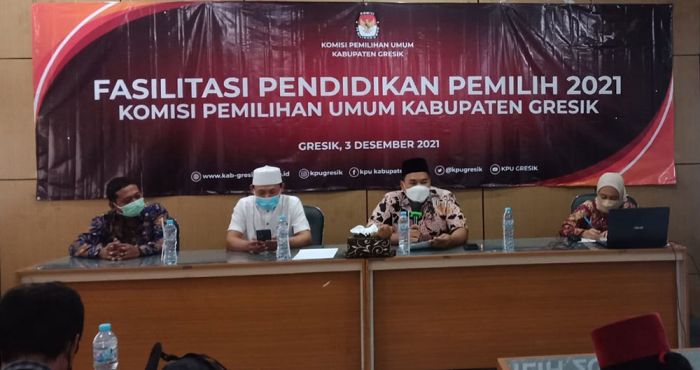 KPU Gresik Gandeng KWG Gelar Sosialisasi Partisipasi Pendidikan Pemilih