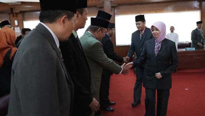 Penyegaran, Bupati Kediri Lantik 13 Pejabat Penyegaran, Bupati Kediri Lantik 13 Pejabat