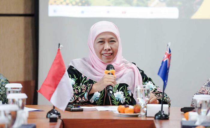 Uji Coba Makan Siang Gratis, Khofifah: Upaya Pemerataan Gizi untuk Siapkan Generasi Indonesia Emas Uji Coba Makan Siang Gratis, Khofifah: Upaya Pemerataan Gizi untuk Siapkan Generasi Indonesia Emas