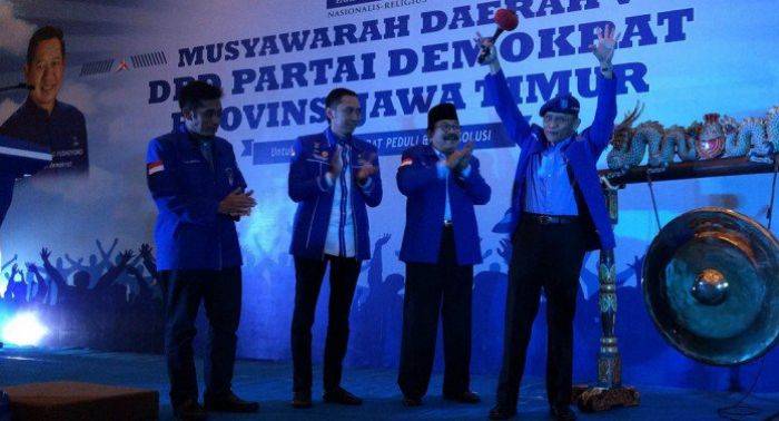 Pakde Karwo Ketua PD Lagi, Hartoyo Incar Sekretaris, DPD Dukung Bonnie 