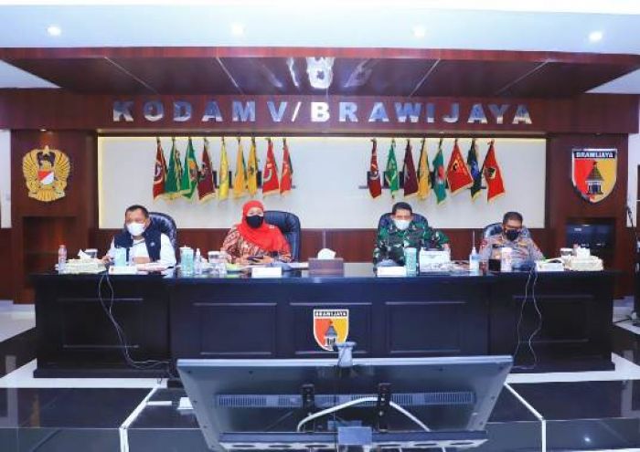 Antisipasi Kasus Covid-19 Pasca Libur Panjang, Khofifah: Jangan Pernah Menganggap Sepele Antisipasi Kasus Covid-19 Pasca Libur Panjang, Khofifah: Jangan Pernah Menganggap Sepele