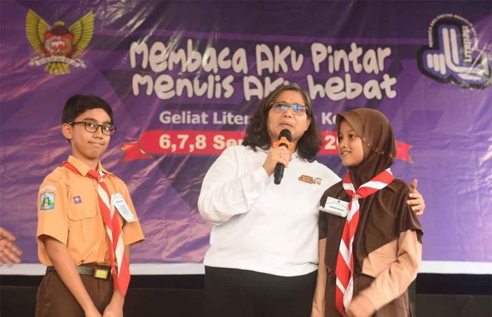 Pj Wali Kota Kediri Dukung Kegiatan Literasi, Dorong Peningkatan Indeks Minat Baca di Kota Tahu Pj Wali Kota Kediri Dukung Kegiatan Literasi, Dorong Peningkatan Indeks Minat Baca di Kota Tahu