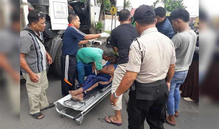 Sopir Truk Meninggal di Dalam Kendaraannya Saat Parkir di Arteri Porong