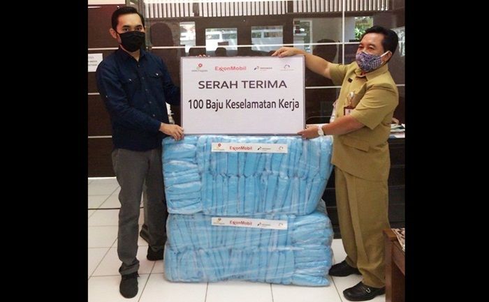 Bantu Perangi Covid-19, EMCL Serahkan Rapid Test Kit ke Pemkab Bojonegoro dan Tuban Bantu Perangi Covid-19, EMCL Serahkan Rapid Test Kit ke Pemkab Bojonegoro dan Tuban