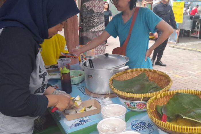 Menu Makanan Legendaris Khas Bandung Sejak 1965, Kupat Tahu Gempol Hajar Hasanah Menu Makanan Legendaris Khas Bandung Sejak 1965, Kupat Tahu Gempol Hajar Hasanah