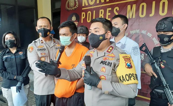 Tak Terima Pacarnya Digoda, Remaja di Mojokerto Kepruk Temannya Pakai Kunci Inggris Hingga Tewas Tak Terima Pacarnya Digoda, Remaja di Mojokerto Kepruk Temannya Pakai Kunci Inggris Hingga Tewas