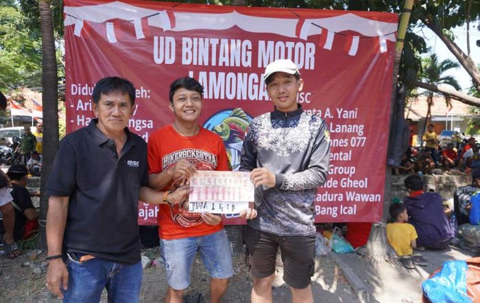 Gondol Ikan Lele Seberat 2,1 Kg, Warga Jetis Juara Lomba Mancing HUT ke-10 BO dan HUT Kemerdekaan RI Gondol Ikan Lele Seberat 2,1 Kg, Warga Jetis Juara Lomba Mancing HUT ke-10 BO dan HUT Kemerdekaan RI