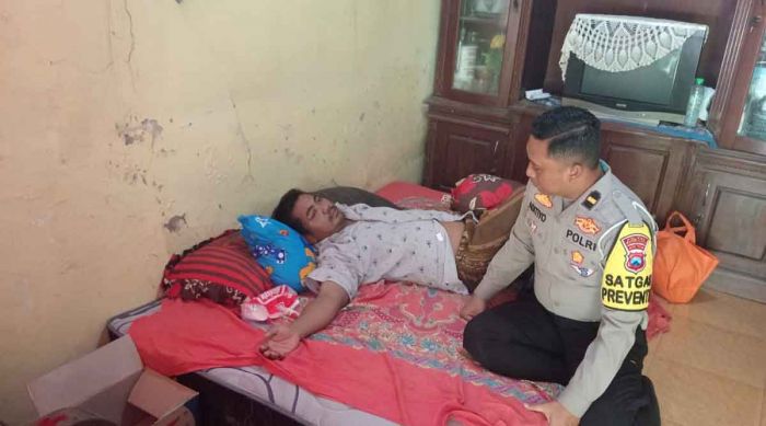 Satlantas Polres Bangkalan Beri Santunan ke Korban Kecelakaan Lalu Lintas