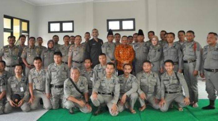 Pj Bupati Gresik Minta Satpol PP Bekerja Lebih Baik di Tahun 2016