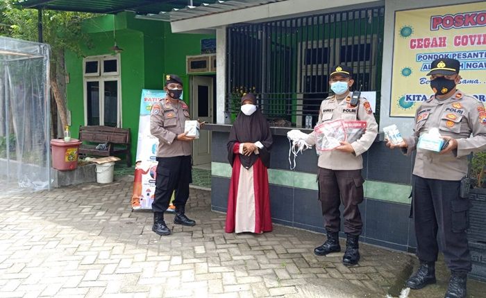 PPKM Diperpanjang, Satgas Covid-19 Ngawi Dirikan Posko Kesehatan di Ponpes PPKM Diperpanjang, Satgas Covid-19 Ngawi Dirikan Posko Kesehatan di Ponpes