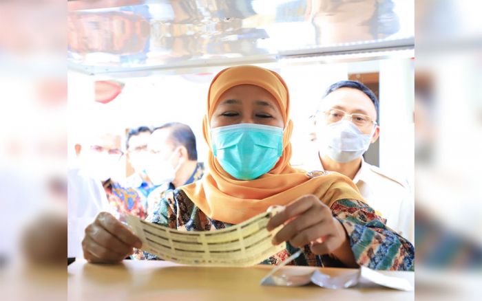 Pemutihan Pajak Kendaraan Diperpanjang Sampai September, Khofifah: Gunakan Semaksimal Mungkin Pemutihan Pajak Kendaraan Diperpanjang Sampai September, Khofifah: Gunakan Semaksimal Mungkin