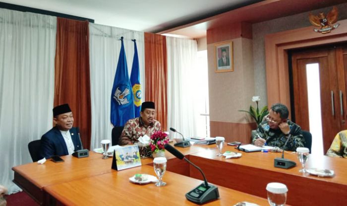 Syafiuddin Beber Mega Proyek yang akan Dibangun di Madura Terkait Perpres 80/2019 Syafiuddin Beber Mega Proyek yang akan Dibangun di Madura Terkait Perpres 80/2019