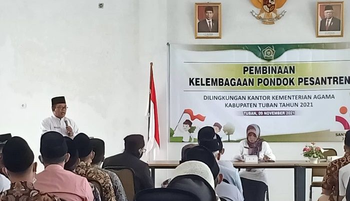Gelar Pembinaan Pimpinan Ponpes, Kakankemenag Tuban: EMIS Ujung Tombak Lembaga Gelar Pembinaan Pimpinan Ponpes, Kakankemenag Tuban: EMIS Ujung Tombak Lembaga