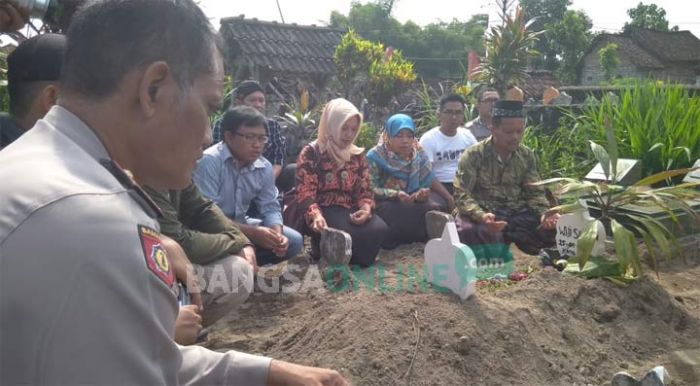 Empat Petugas Pemilu Kabupaten Blitar Gugur, Tiga Petugas Kota Blitar Jalani Perawatan Empat Petugas Pemilu Kabupaten Blitar Gugur, Tiga Petugas Kota Blitar Jalani Perawatan