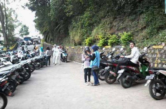 Liburan Sekolah, Pengunjung Air Terjun Sedudo Nganjuk Meningkat Liburan Sekolah, Pengunjung Air Terjun Sedudo Nganjuk Meningkat