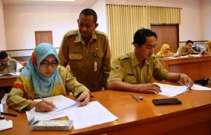 19 PNS Pemkab Gresik Jalani Seleksi Program Belajar S2