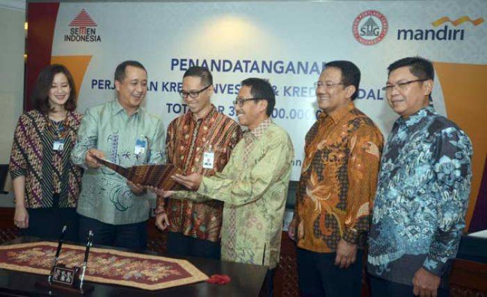 Semen Gresik - Bank Mandiri Teken MoU Kredit Rp 3,96 Triliun Semen Gresik - Bank Mandiri Teken MoU Kredit Rp 3,96 Triliun