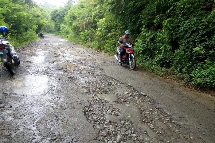 Pertamina EP Sanggupi Perbaikan Jalan Tapal Batas di Banyuurip Pertamina EP Sanggupi Perbaikan Jalan Tapal Batas di Banyuurip